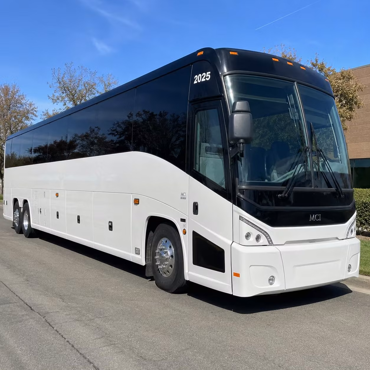 airport transfers and long distance shuttle services from visalia