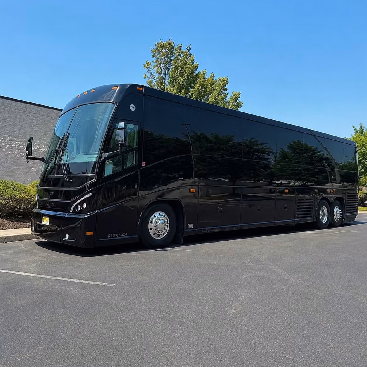 healthcare and hospital employee shuttle transportation in visalia