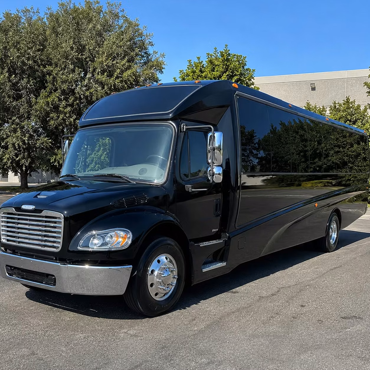 minibus rentals for smaller prom groups heading out in visalia