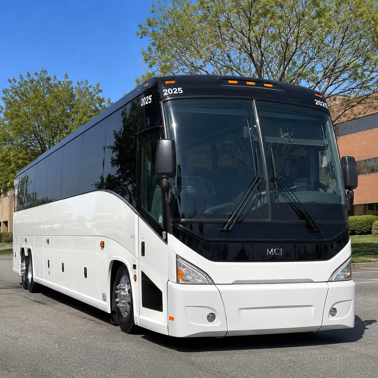 multi day bus rentals from visalia for school groups sports teams and corporate retreats