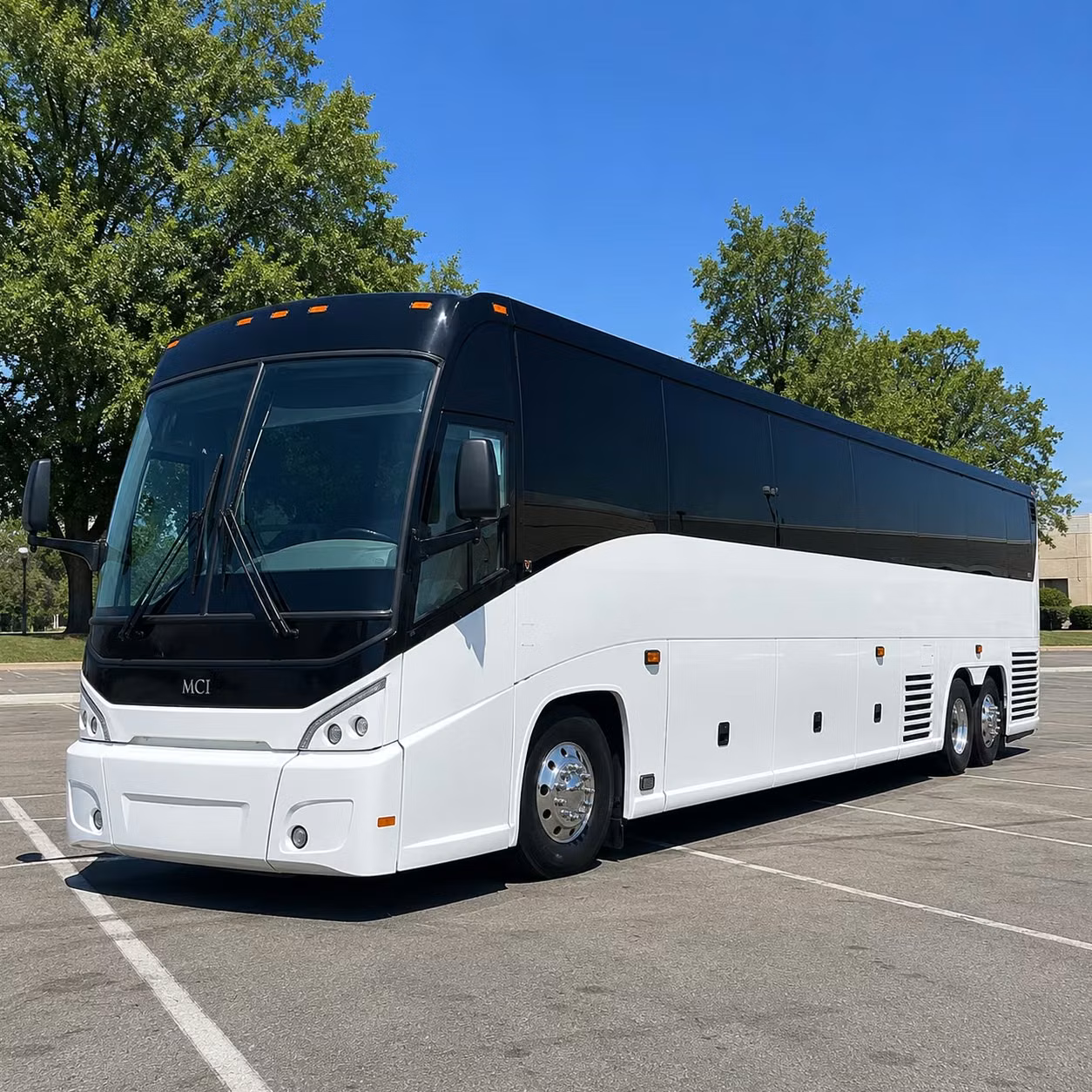 shuttle military personnel between visalia and lemoore naval air station with ease